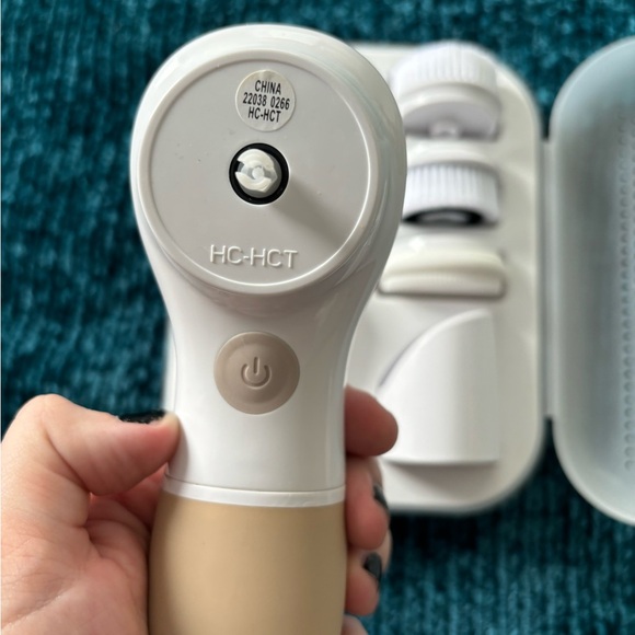 like new vanity planet skincare set - Picture 3 of 7